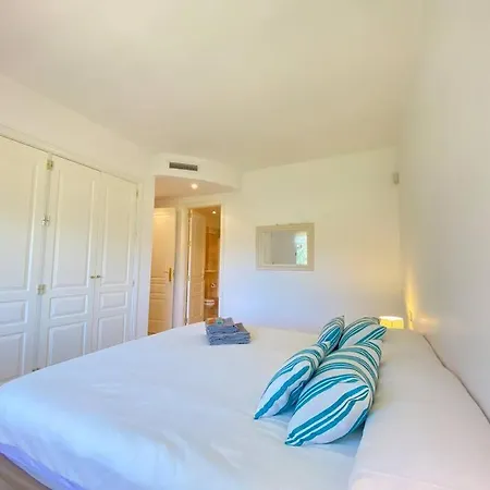 Hoyo 11 By Kura Homes Apartment